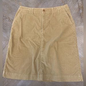 Eddie Bauer Corduroy skirt Sz 12 Brown pockets Waist 34” length 22.5” back slit
